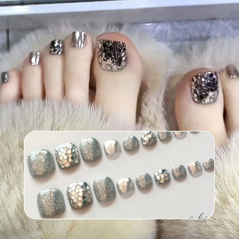 🔥Hot Sale Best Gift  🔥Delicate Glitter False Toe Nails Kit（50% OFF）